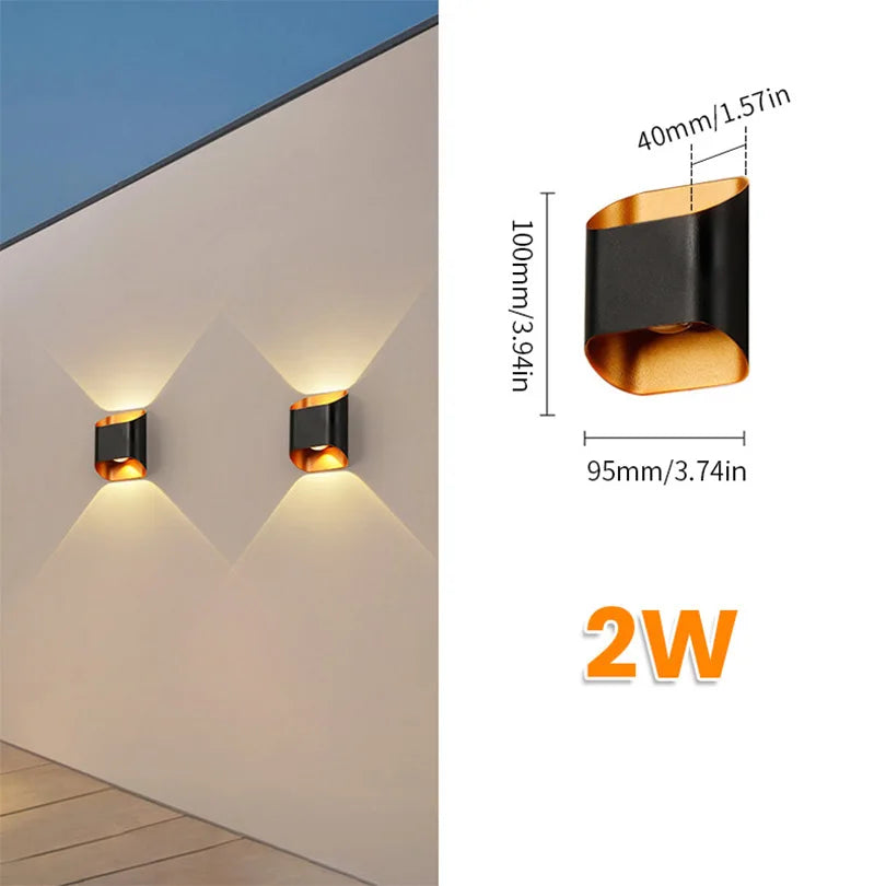 Wall-mounted outdoor light fixture with dimensions and power rating on a white background