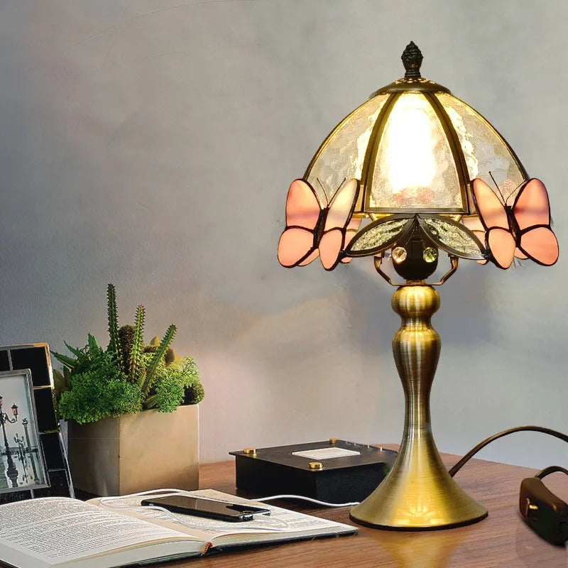 “Eye protection desk lamp, hand-made stained glass style”