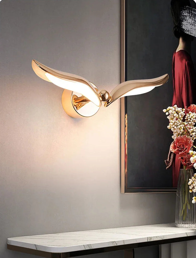 “Liglite modern seagull art wall lamp for creative spaces”