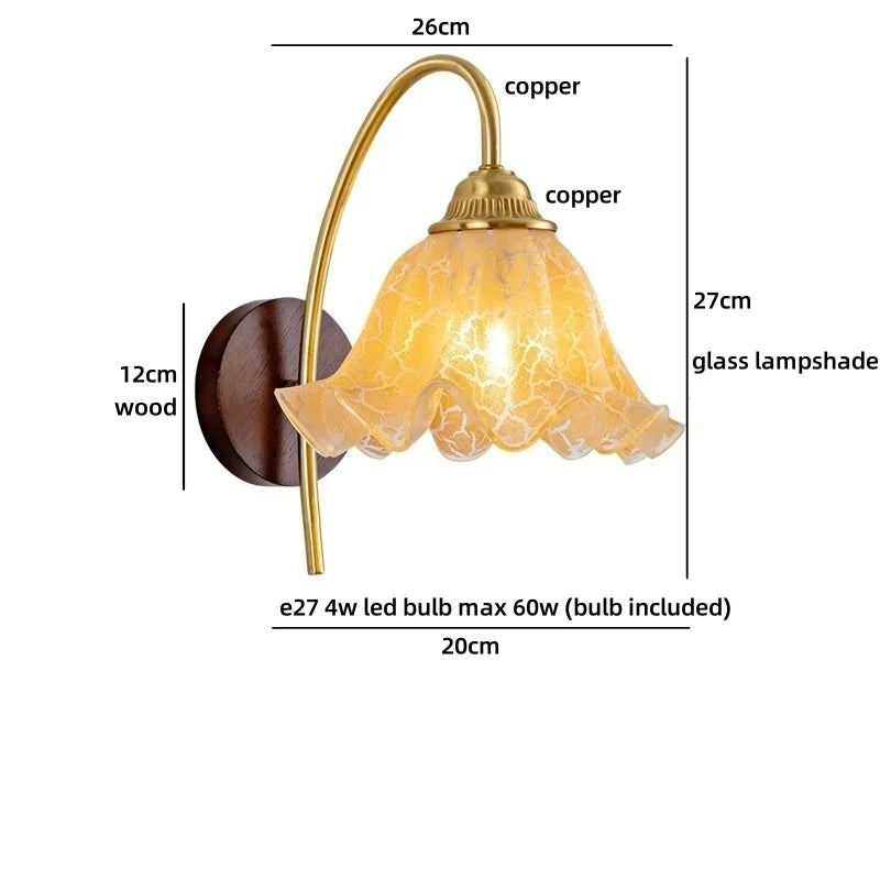 Wall-mounted lamp with dimensions labeled on a white background