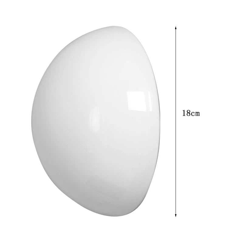 White spherical object with a measurement label indicating 18cm on a white background