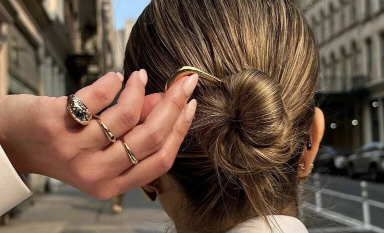 Want To Try This Pretty (and Easy) Hair Trend?